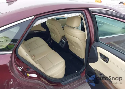 2014 Toyota Avalon Limited z USA, uszkodzony, nr VIN 4T1BK1EB5EU113537